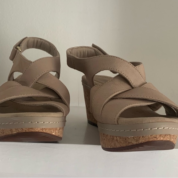 Clarks Annabel Pearl Wedges - Picture 7 of 12